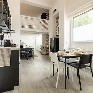  Appartamento Navigli - Chic And Sophisticated In Italia